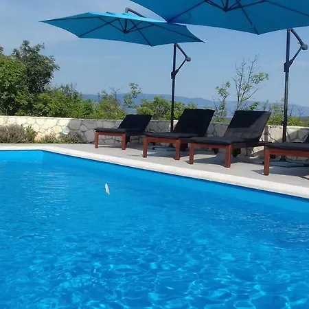 Villa Dora *